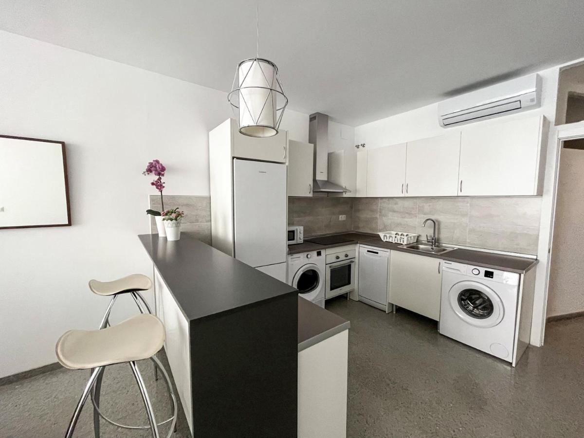 Amplio Apartamento En Av. Carlos Haya Малага Екстериор снимка