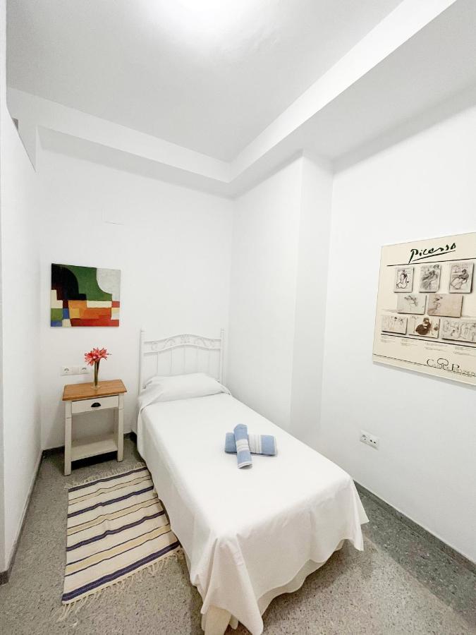 Amplio Apartamento En Av. Carlos Haya Малага Екстериор снимка